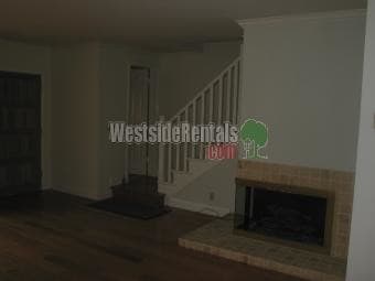 Primary Photo - 818 18th St