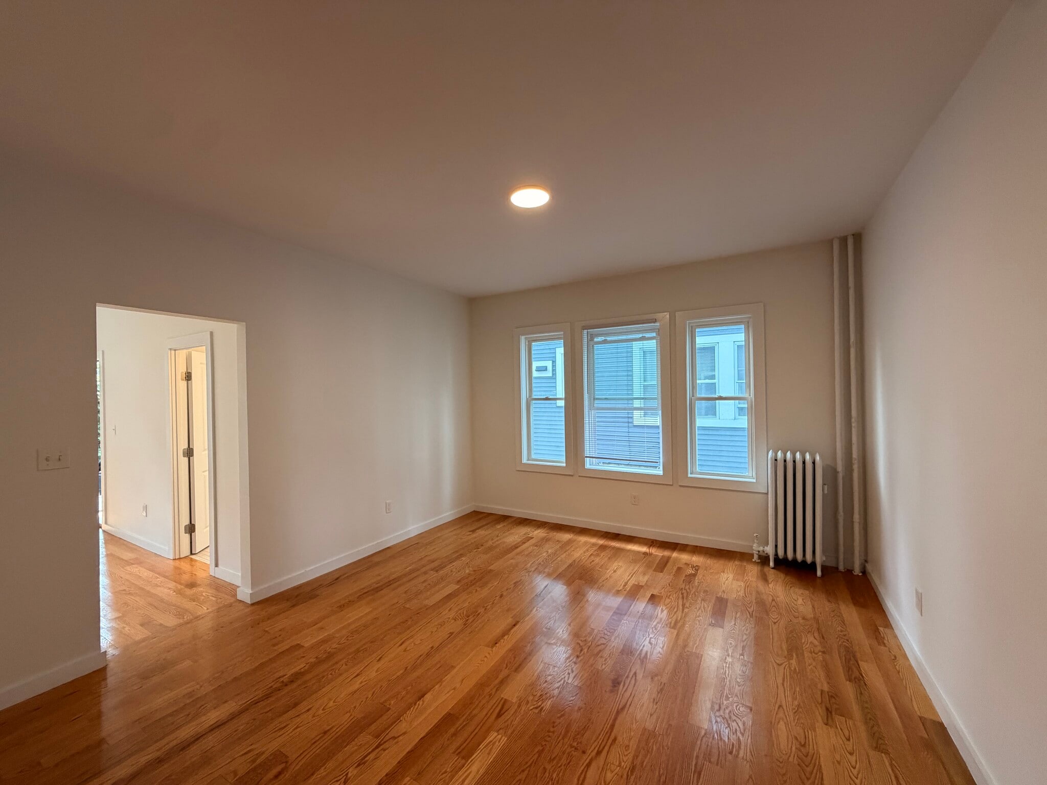 Building Photo - 74 Mora St