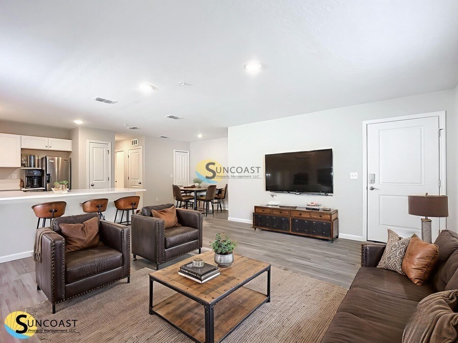 Building Photo - 6511 Breezy Oaks Wy