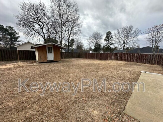 Building Photo - 435 St Julian Pl