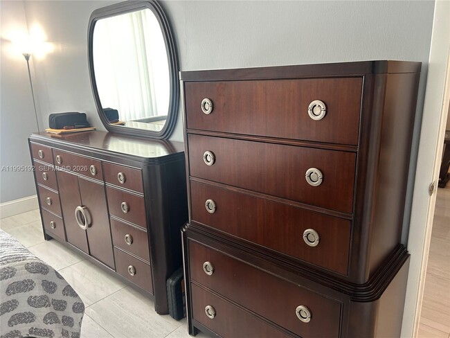 Building Photo - 8900 Washington St