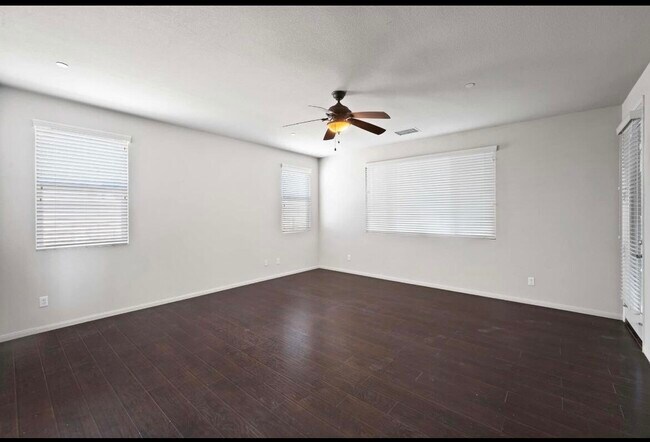 Building Photo - 41190 Corte Alto Collina