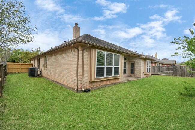 Building Photo - 6727 Oakman Ln