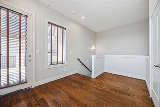 Building Photo - 4715 Jackson St