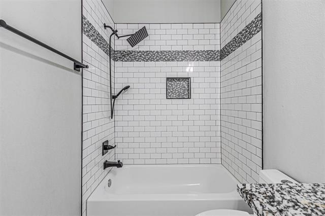 Building Photo - 313 N Mill St