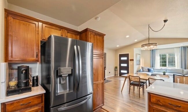 Building Photo - Beautiful 4 Bedroom in Loveland