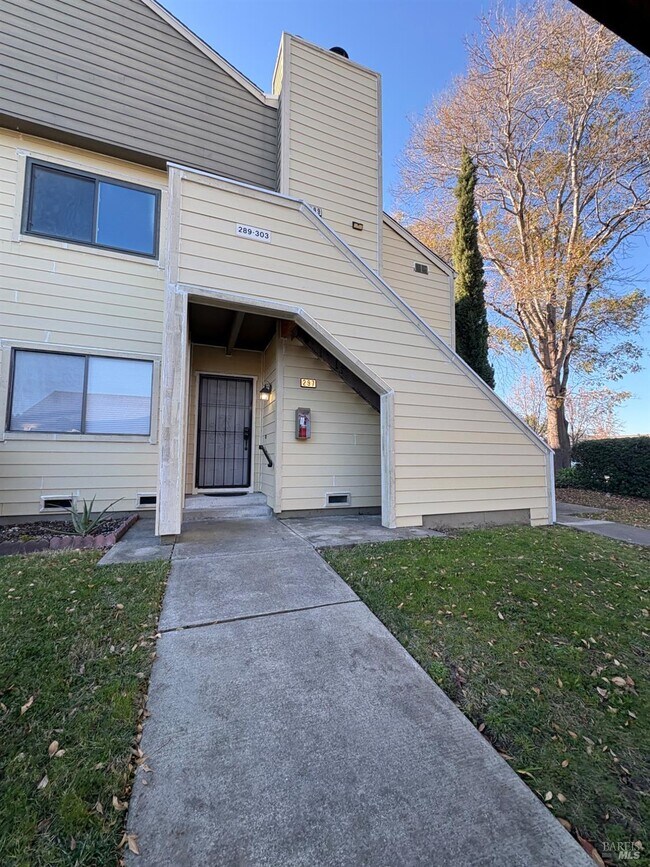 Building Photo - 297 Enterprise Dr