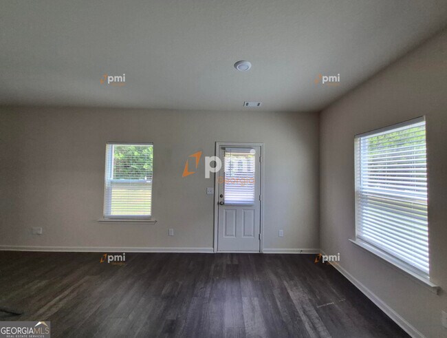 Building Photo - 115 Foley Dr