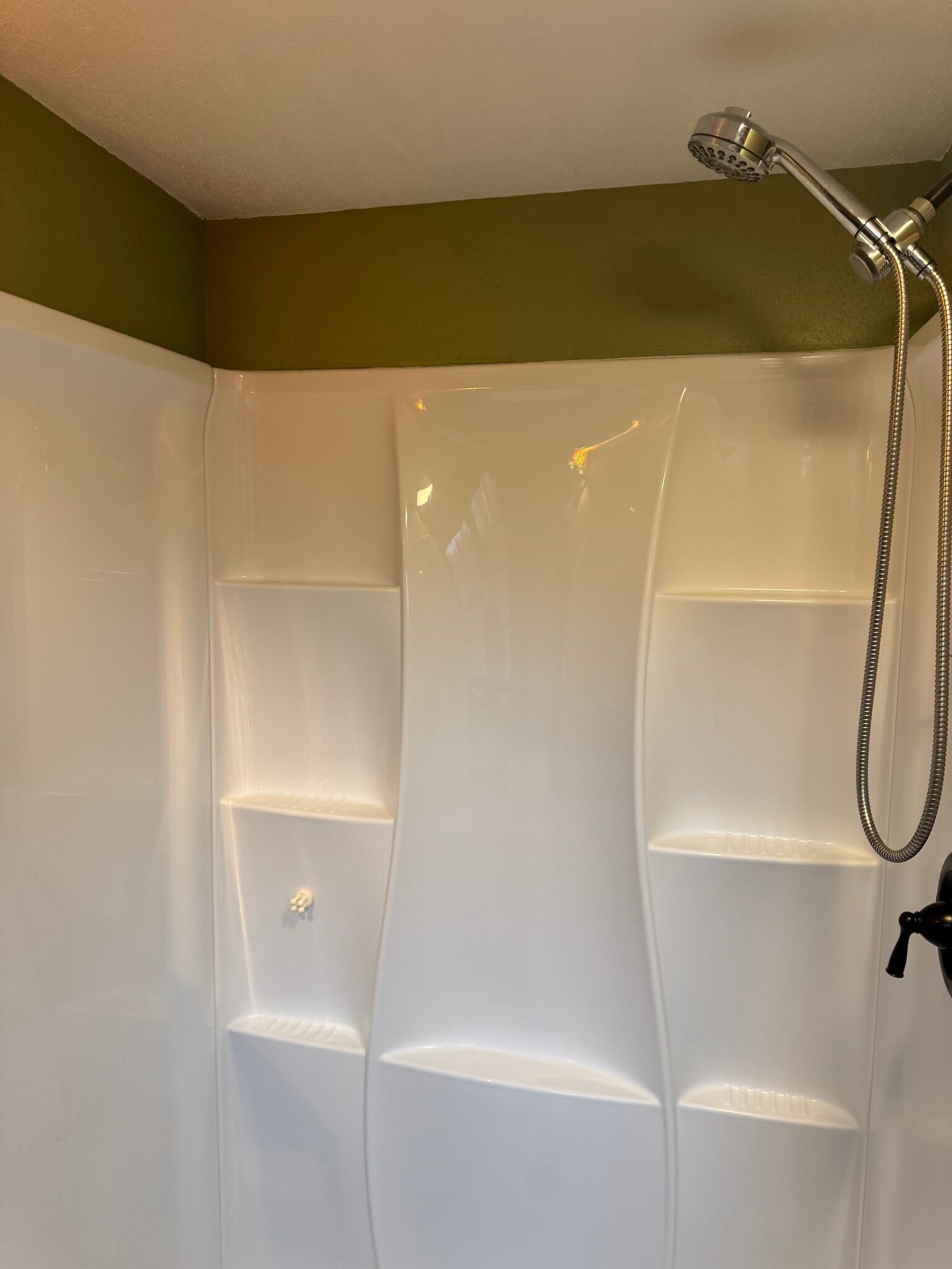 Building Photo - 324 Messenger Rd