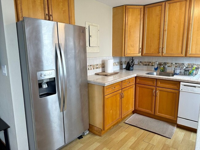 Building Photo - 419 A Atkinson Dr #1103