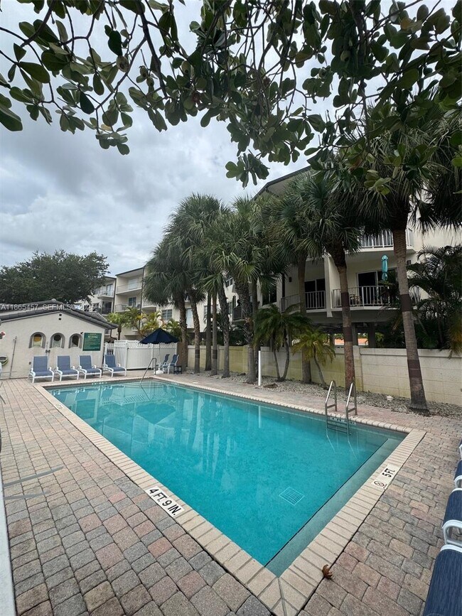 Building Photo - 1967 S Ocean Blvd