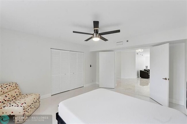 Building Photo - 7579 Imperial Dr