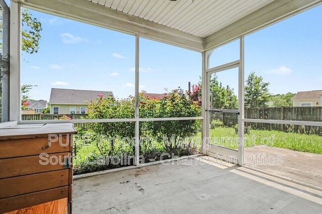 Building Photo - 407 Greywood Ln