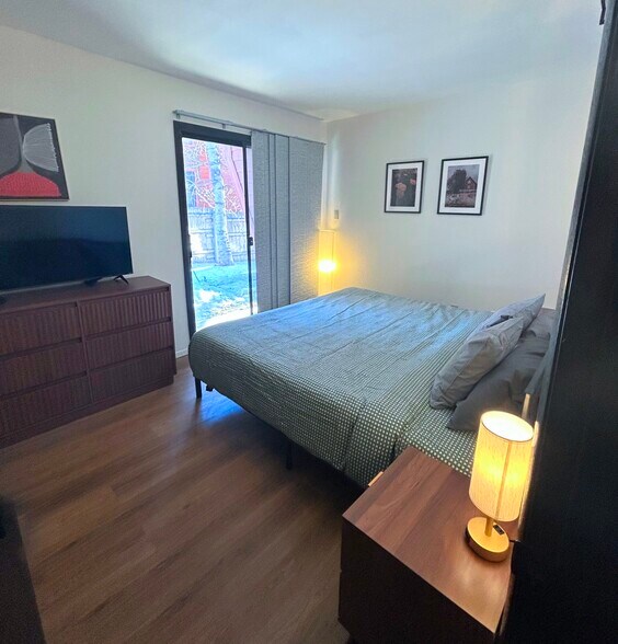 Building Photo - 510 Pitkin St