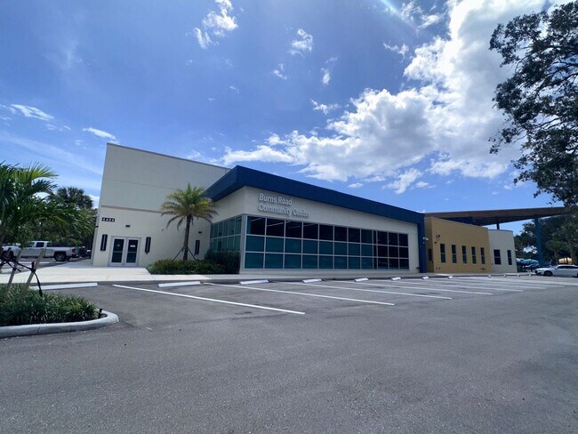 Building Photo - 3BR/ 3BA Pool Home   *Near Burns Rd Aquatic Center & Park * No HOA * 12+ Month Lease Options Avai...