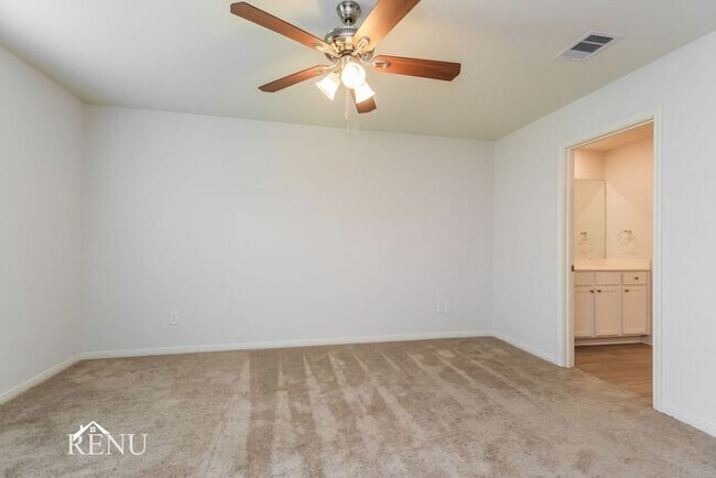 Building Photo - 10454 Red Cardinal Dr