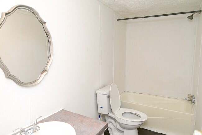 Building Photo - 3013 Trophy Ct