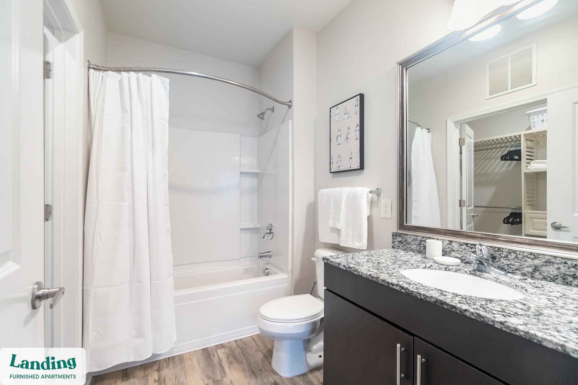 Building Photo - 655 W Mallard Creek Church Rd