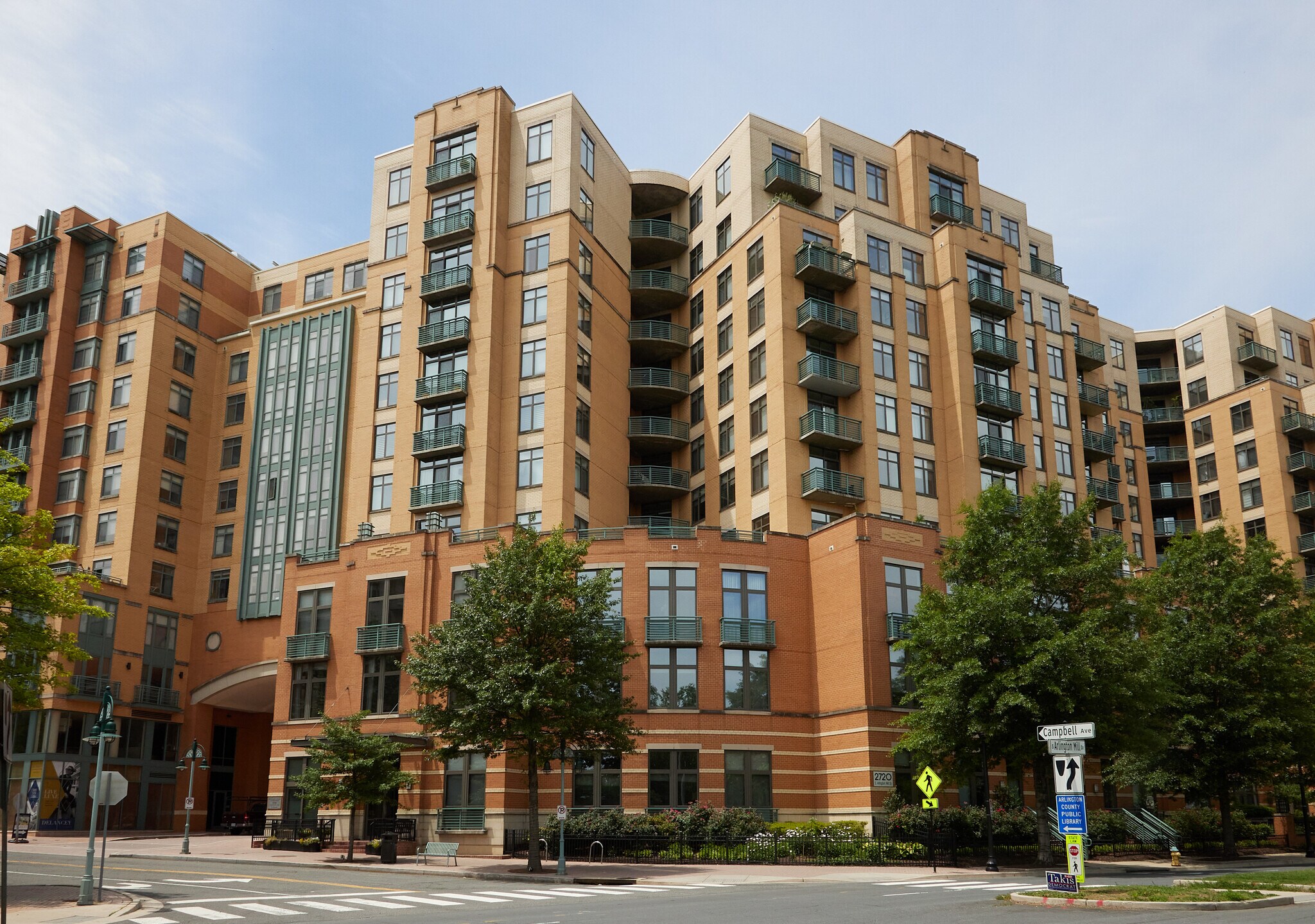 Building Photo - 2720 S Arlington Mill Dr