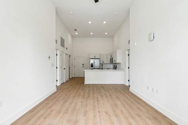 Floorplan - The Milk Stacks: Boutique Luxury Living in Downtown Orlando's Milk District