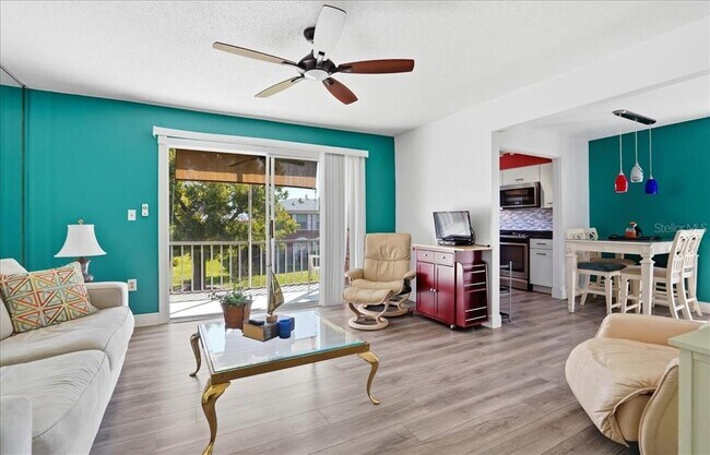 Building Photo - 3580 38th Ave S