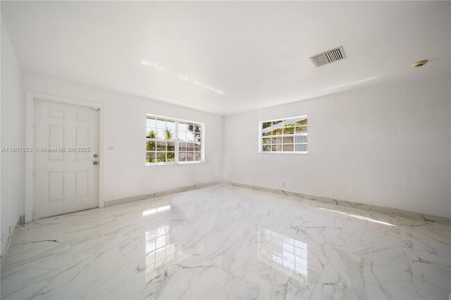 Building Photo - 2709 NW 54th St