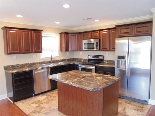 Building Photo - 3581 Spence Cir