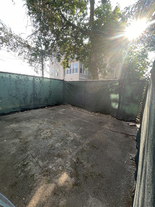 Apt 1 - Private Fenced in Yard - 1861 N Willington St