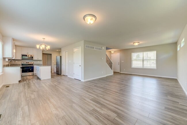 Building Photo - Beautifully Custom Crafted 2-Story Home 3 ...