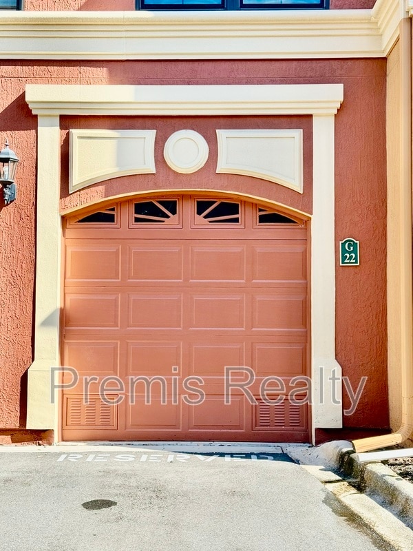 Building Photo - 2738 Via Tivoli