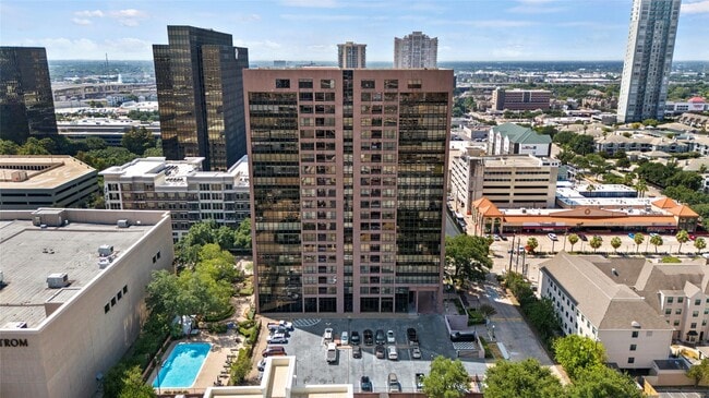 Building Photo - 5150 Hidalgo St