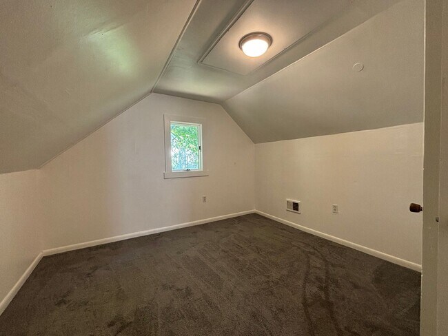 Building Photo - Summer's Last Chance Event – Our Biggest Summer Offer! Lease-to-Own Opportunity (This is NOT a Ty...