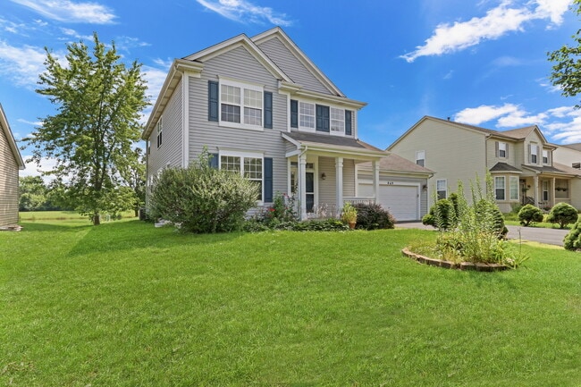 Building Photo - 849 Bell Flower Ln