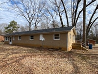 Building Photo - 3810 Vanderburg Dr