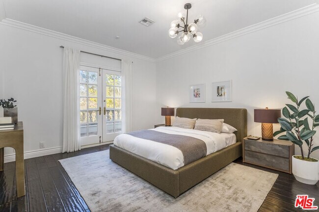 Building Photo - 17230 Silver Ln