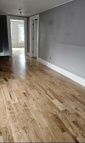 Building Photo - 44 3rd St