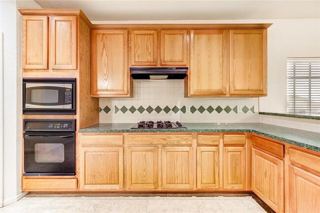 Building Photo - 15206 Garett Green Cir