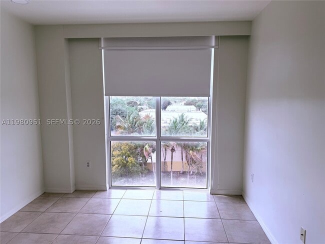 Building Photo - 900 SW 8th St