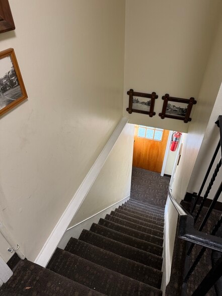 Primary Photo - 67 Washington St