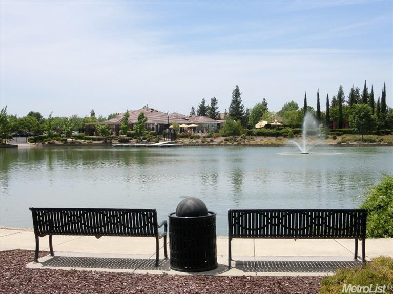 Building Photo - 4800 Westlake Pky