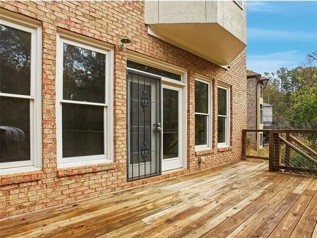 Building Photo - 845 Botanica Way