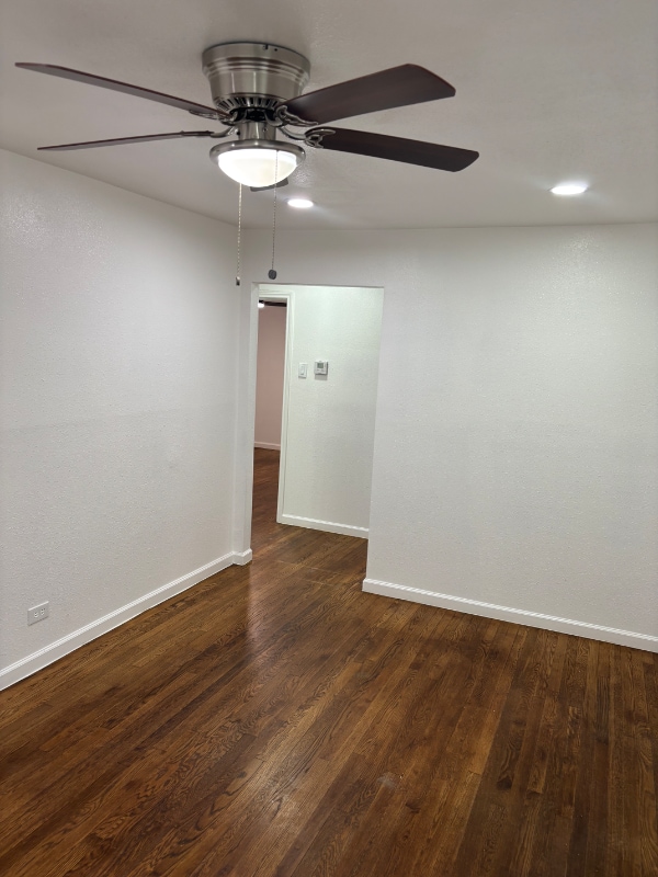 Building Photo - 2215 Mouser Ln