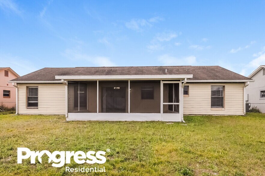 Building Photo - 637 Baldwin Dr