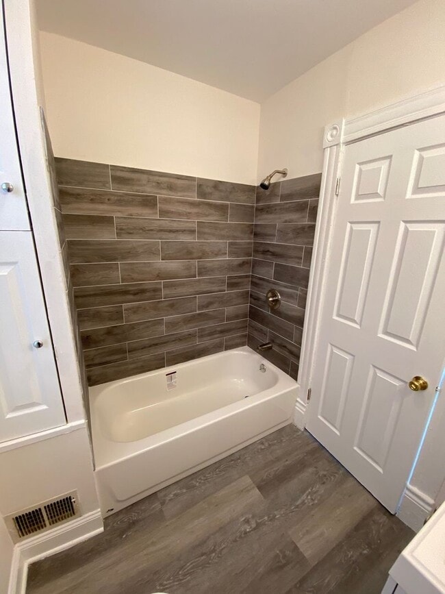 Building Photo - Newly Renovated 2 Bedroom in Beechview- Off-Street Parking, Finished Attic - Available Now!