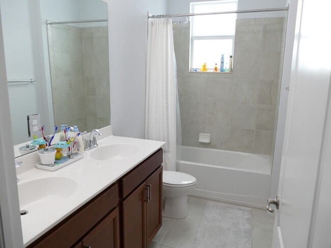 Building Photo - 5215 Golden Eagle Ter