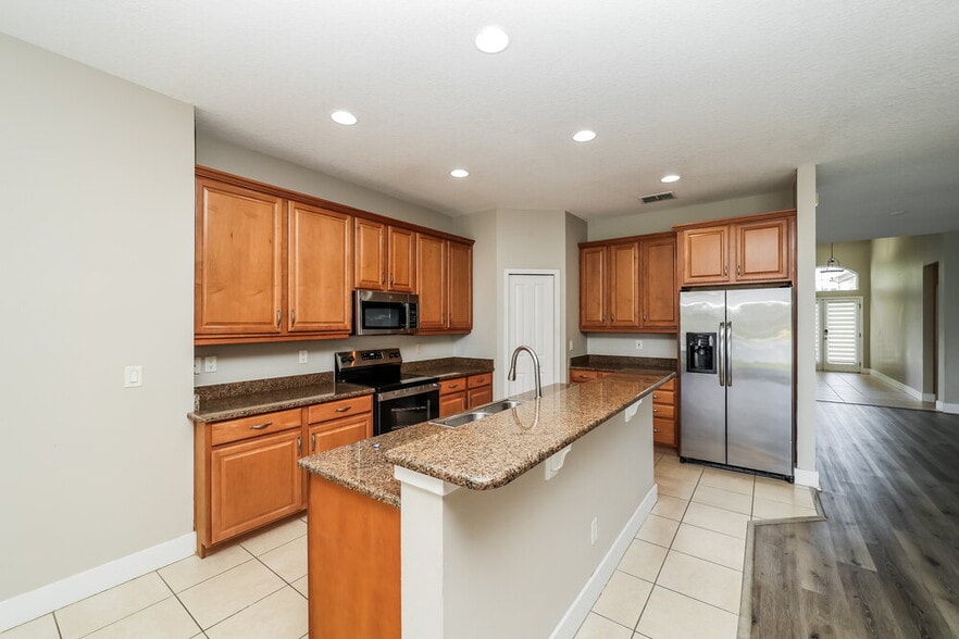 Building Photo - 569 Bimini Bay Blvd