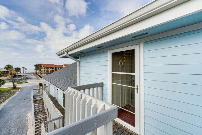 Building Photo - 1745 Gulf Blvd