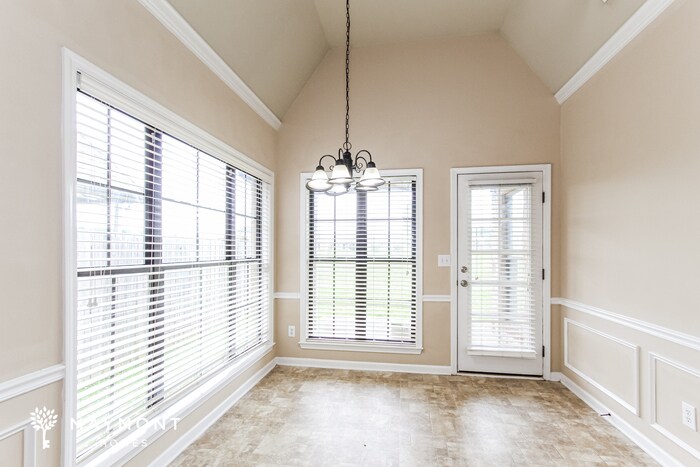 Building Photo - 6140 Cathwick Dr