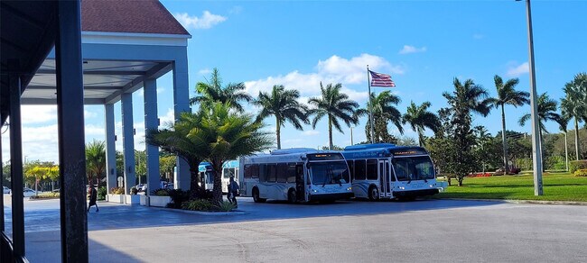 Building Photo - 4070 Exeter