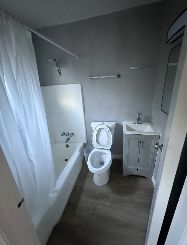 Building Photo - 52 Cleveland Ave